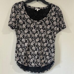 Lucky Brand Black and White Floral Short Sleeve Tee size S